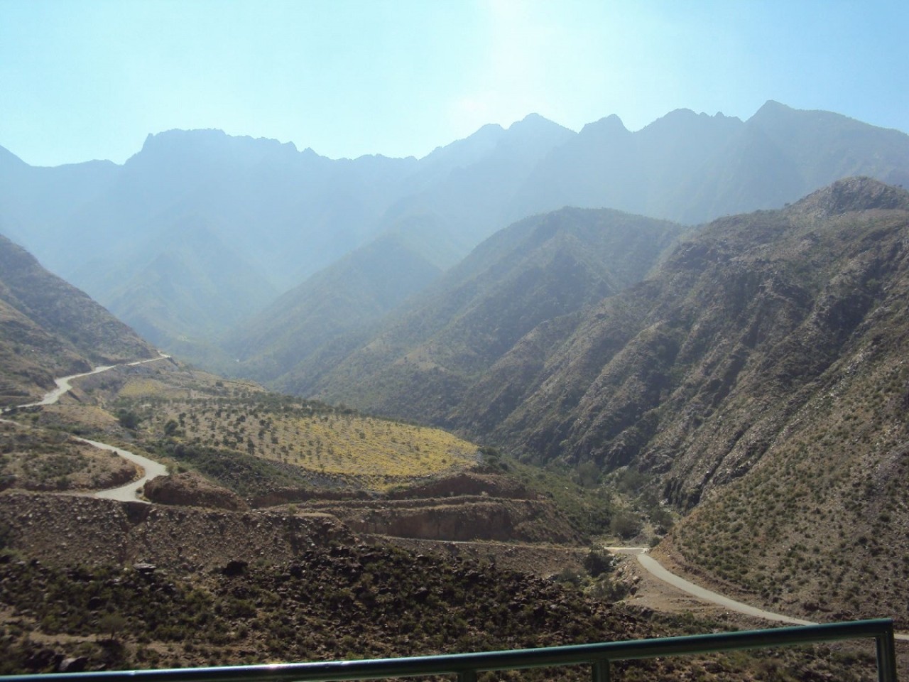 Taif City Tour ( Cable Car Ride) Explore Taif's charm on our city tour with an exhilarating cable car ride.